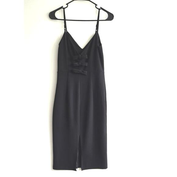 Women’s black Lulus brand dress - Picture 2 of 6